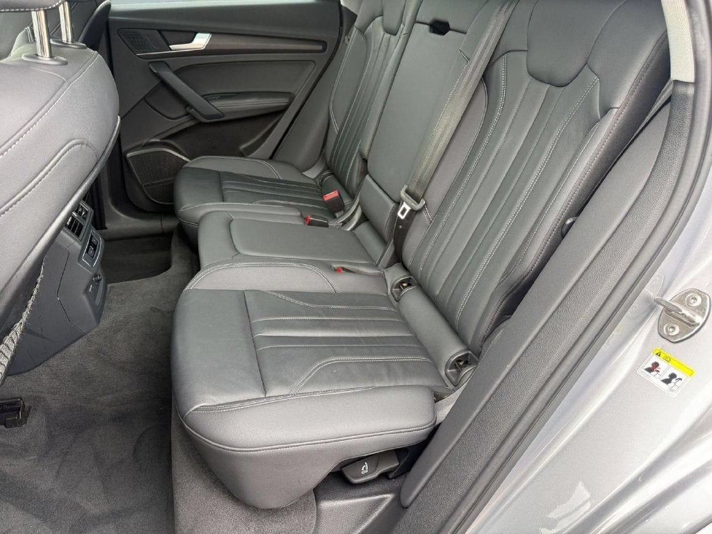 2024 Audi Q5 45 S line Premium quattro