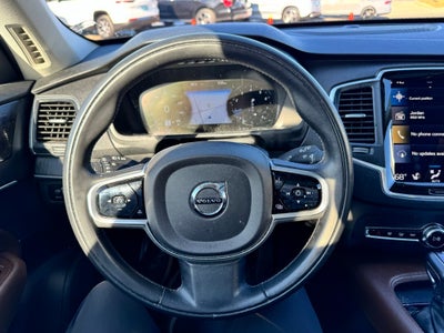 2020 Volvo XC90 T6 Momentum
