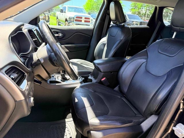 2019 Jeep Cherokee Limited FWD