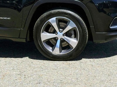 2019 Jeep Cherokee Limited FWD