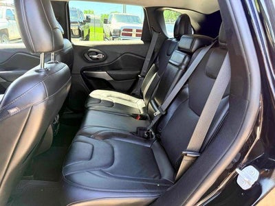 2019 Jeep Cherokee Limited FWD