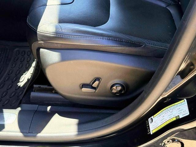 2019 Jeep Cherokee Limited FWD