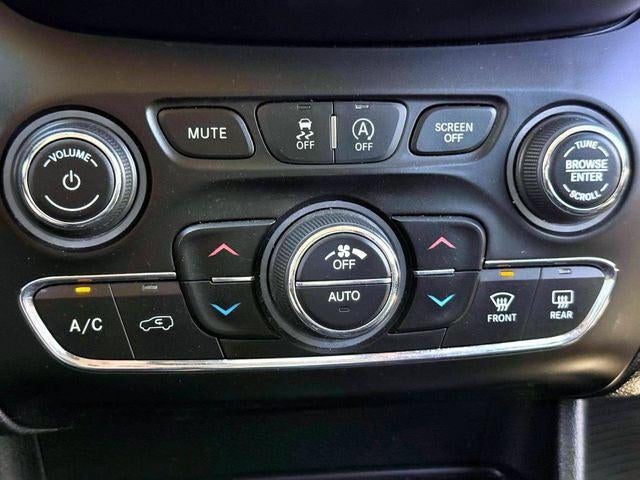 2019 Jeep Cherokee Limited FWD