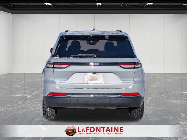 2023 Jeep Grand Cherokee Laredo 4x4