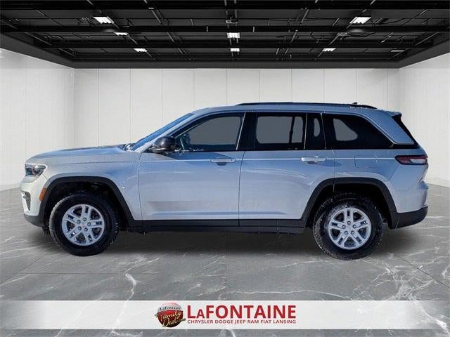 2023 Jeep Grand Cherokee Laredo 4x4