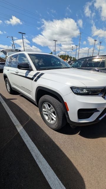 2024 Jeep Grand Cherokee Laredo 4x4