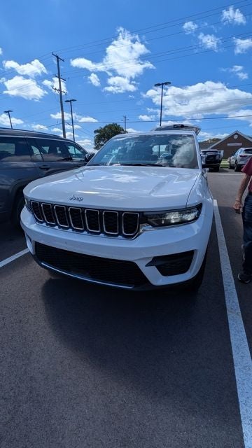 2024 Jeep Grand Cherokee Laredo 4x4