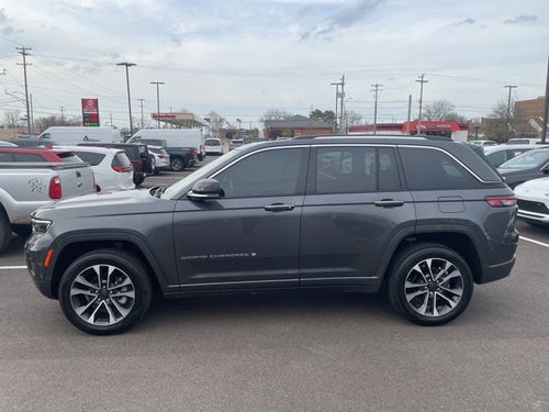 2022 Jeep Grand Cherokee Overland