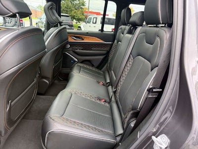 2022 Jeep Grand Cherokee Summit Reserve 4x4