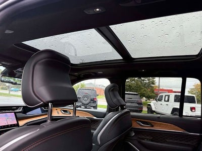 2022 Jeep Grand Cherokee Summit Reserve 4x4