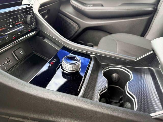 2024 Jeep Grand Cherokee L Laredo 4x4