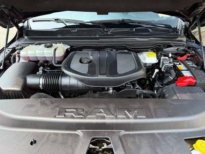 2025 RAM 1500 Big Horn Crew Cab 4x4 5'7' Box