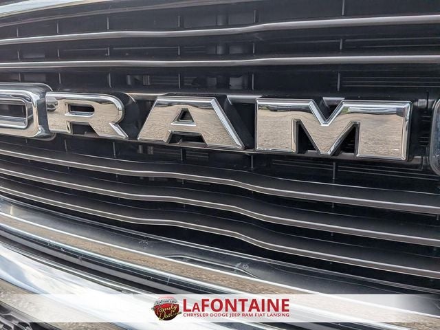 2021 RAM 1500 Big Horn Crew Cab 4x4 5'7' Box