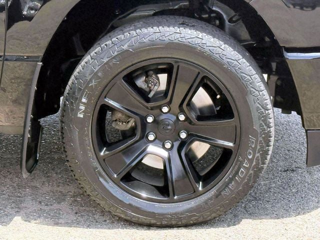 2020 RAM 1500 Big Horn Crew Cab 4x4 5'7' Box