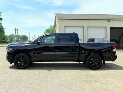 2020 RAM 1500 Big Horn Crew Cab 4x4 5'7' Box