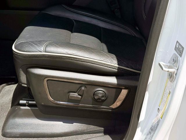 2023 RAM 1500 Limited Crew Cab 4x4 5'7' Box