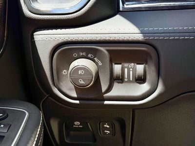 2023 RAM 1500 Limited Crew Cab 4x4 5'7' Box