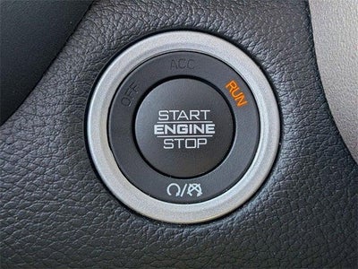 2022 RAM 1500 Laramie Crew Cab 4x4 5'7' Box