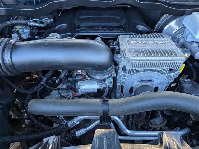 2022 RAM 1500 Laramie Crew Cab 4x4 5'7' Box