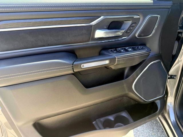 2024 RAM 1500 Laramie Crew Cab 4x4 5'7' Box