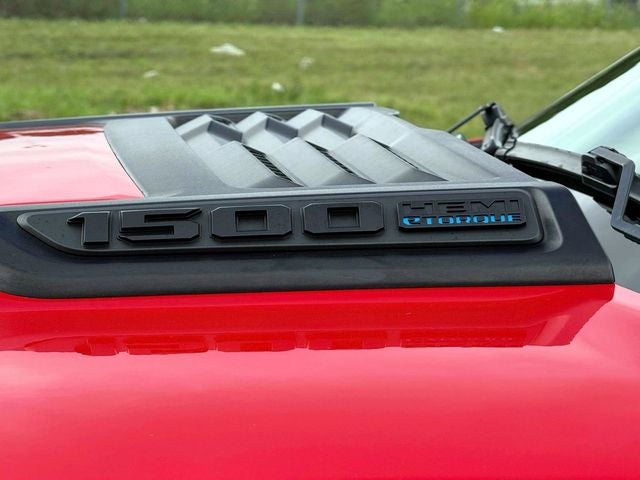 2021 RAM 1500 Laramie Crew Cab 4x4 5'7' Box