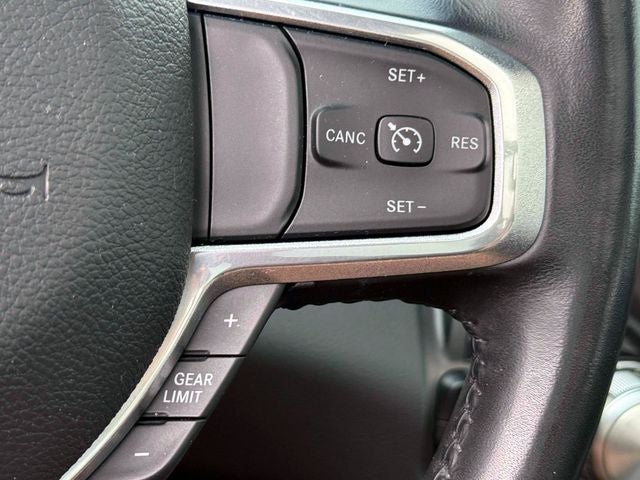 2021 RAM 1500 Laramie Crew Cab 4x4 5'7' Box