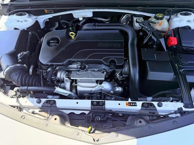 2022 Chevrolet Malibu FWD LT