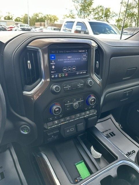 2022 Chevrolet Silverado 2500HD 4WD Crew Cab Standard Bed High Country
