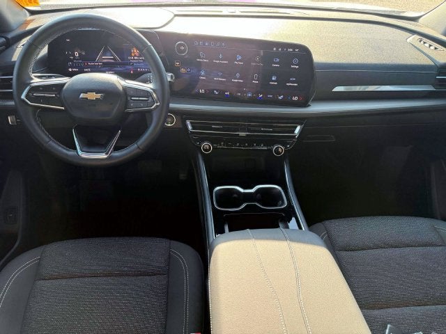 2024 Chevrolet Traverse LS