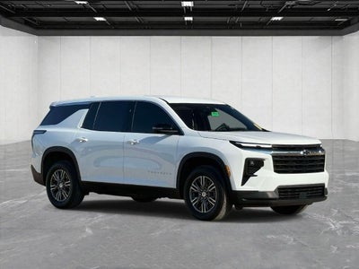 2024 Chevrolet Traverse LS