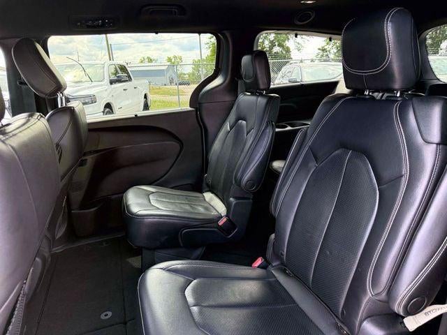 2022 Chrysler Pacifica Touring L AWD