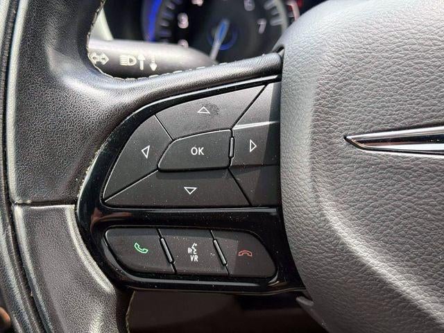 2022 Chrysler Pacifica Touring L AWD