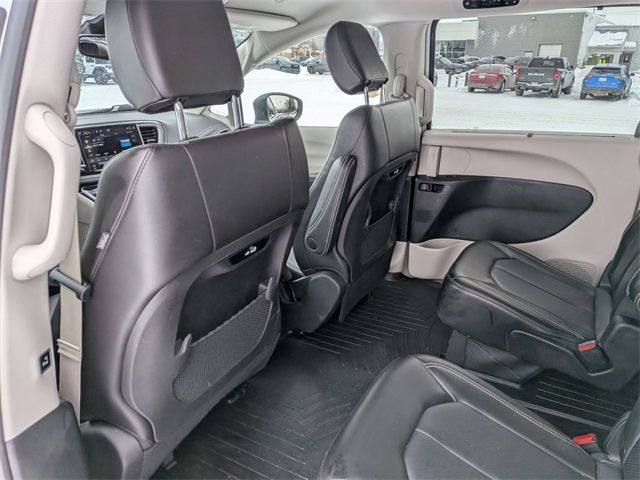 2023 Chrysler Pacifica Touring L AWD