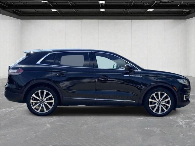 2019 Lincoln Nautilus Select