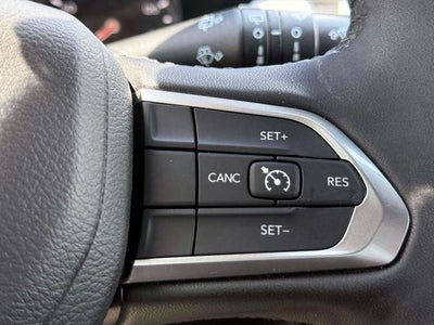 2024 Jeep Compass Latitude Lux FWD