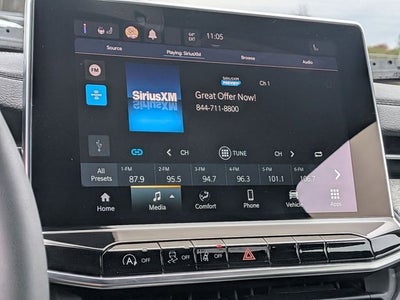 2023 Jeep Compass Latitude Lux FWD