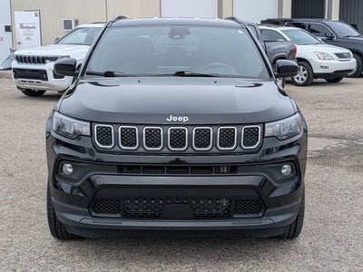2023 Jeep Compass Latitude Lux FWD