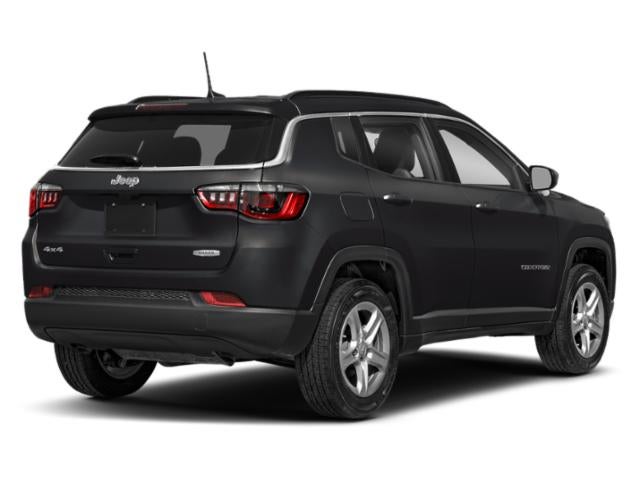 2023 Jeep Compass Latitude Lux FWD