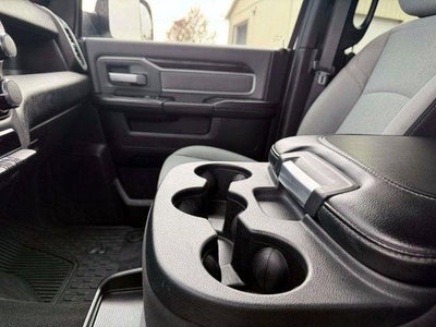 2022 RAM 2500 Big Horn Crew Cab 4x4 6'4' Box