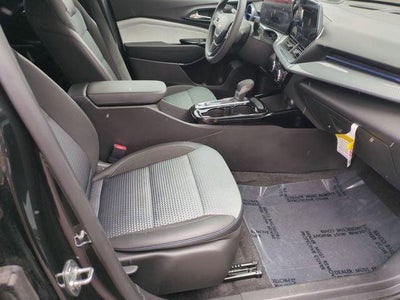 2025 Chevrolet Trax FWD LT