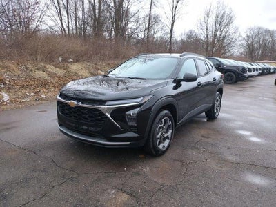 2025 Chevrolet Trax FWD LT