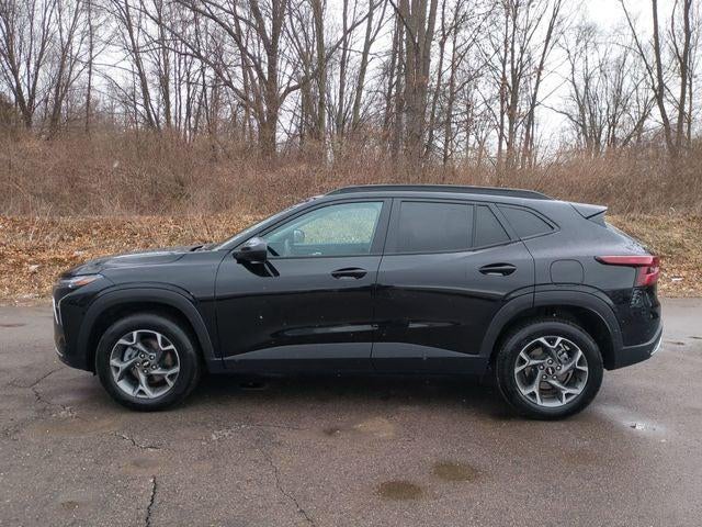 2025 Chevrolet Trax FWD LT