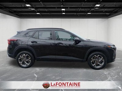 2025 Chevrolet Trax FWD LT