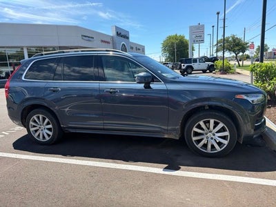 2018 Volvo XC90 T6 Momentum