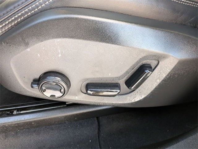 2022 Volvo XC60 B5 Inscription