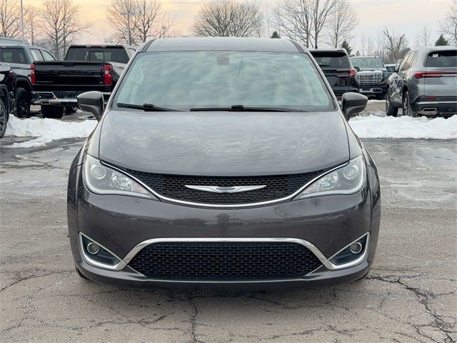 2020 Chrysler Pacifica Touring