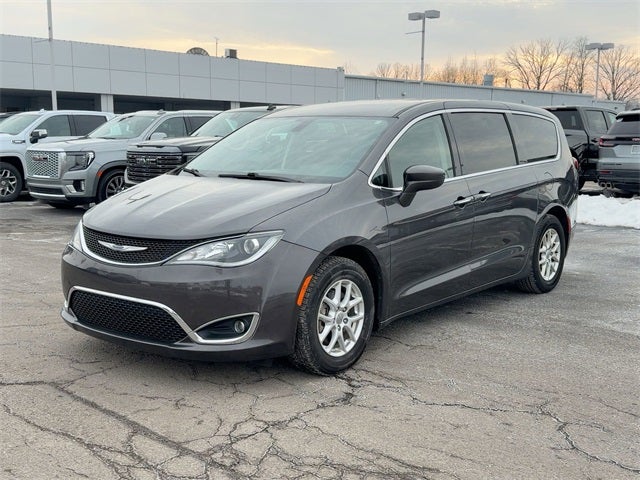 2020 Chrysler Pacifica Touring