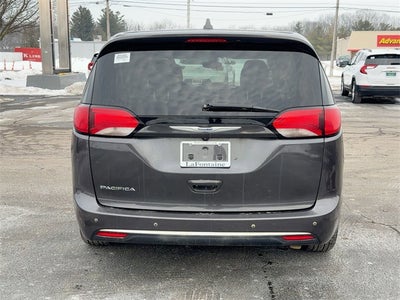 2020 Chrysler Pacifica Touring