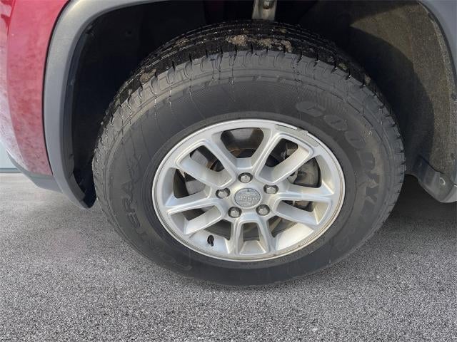 2020 Jeep Grand Cherokee Laredo E