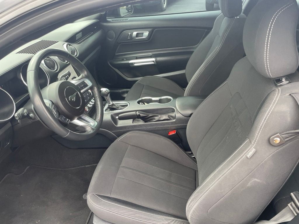 2021 Ford Mustang EcoBoost